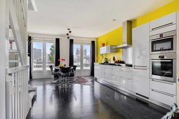 Medium property photo - Maashavenkade 169, 3072 ES Rotterdam